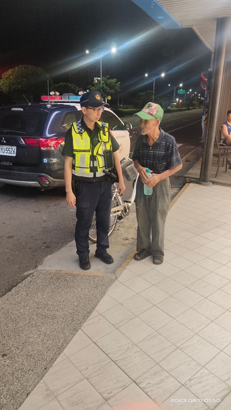 苗栗高齡伯迷途跨縣市走到台中 大甲警協助平安返家 苗栗高齡伯迷途跨縣市走到台中 大甲警協助平安返家