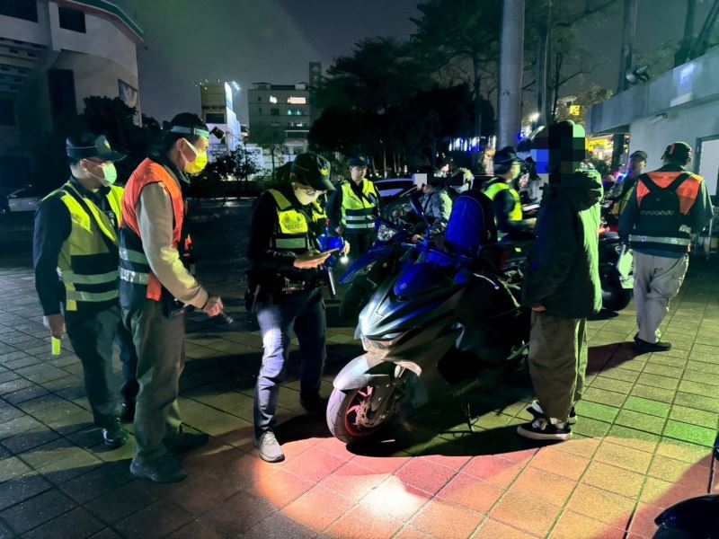 ​​​​​​​噪音車新規範上路 南警五分局西門路監警環聯合稽查