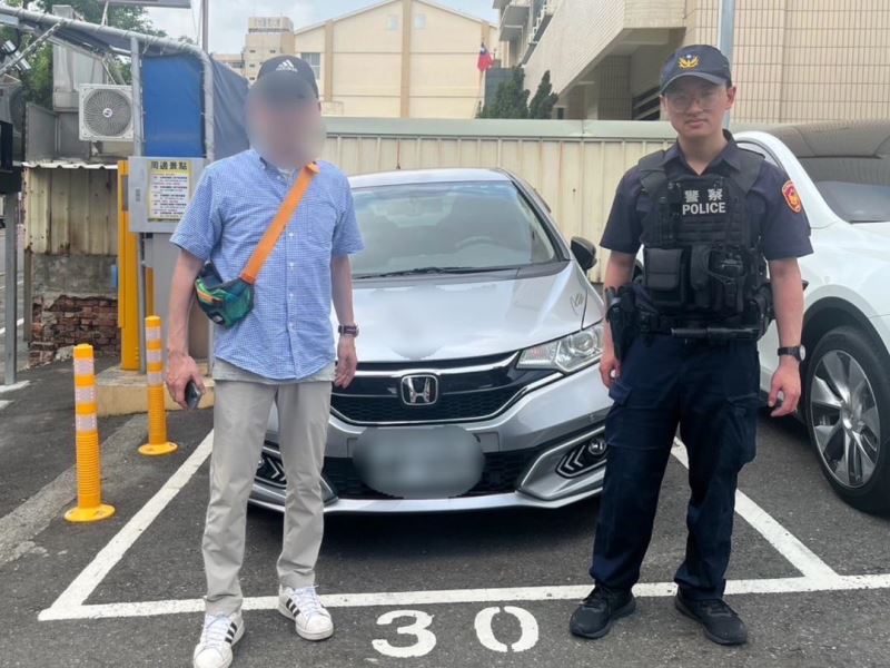 清明祭拜忘了車停哪 警10分鐘火速找到 男子在臉書讚賞南警的溫暖