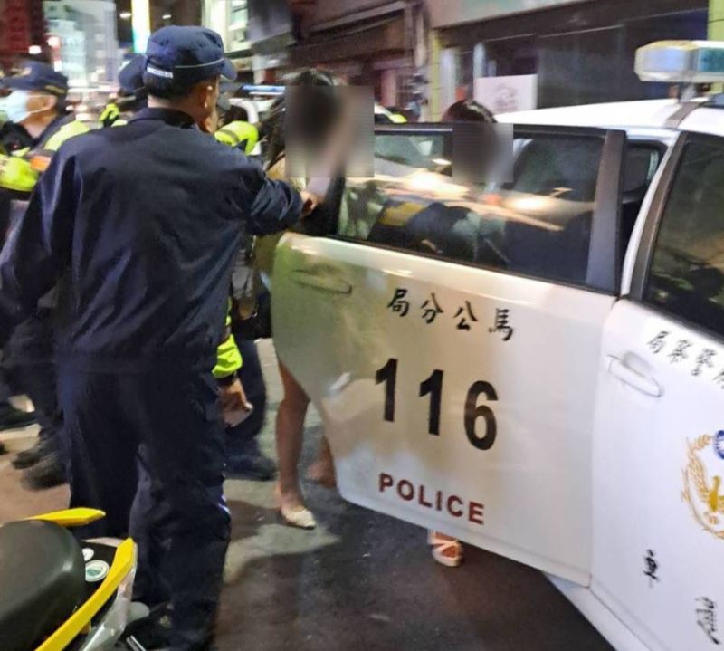 馬公警威力掃蕩！查獲外籍女子非法工作