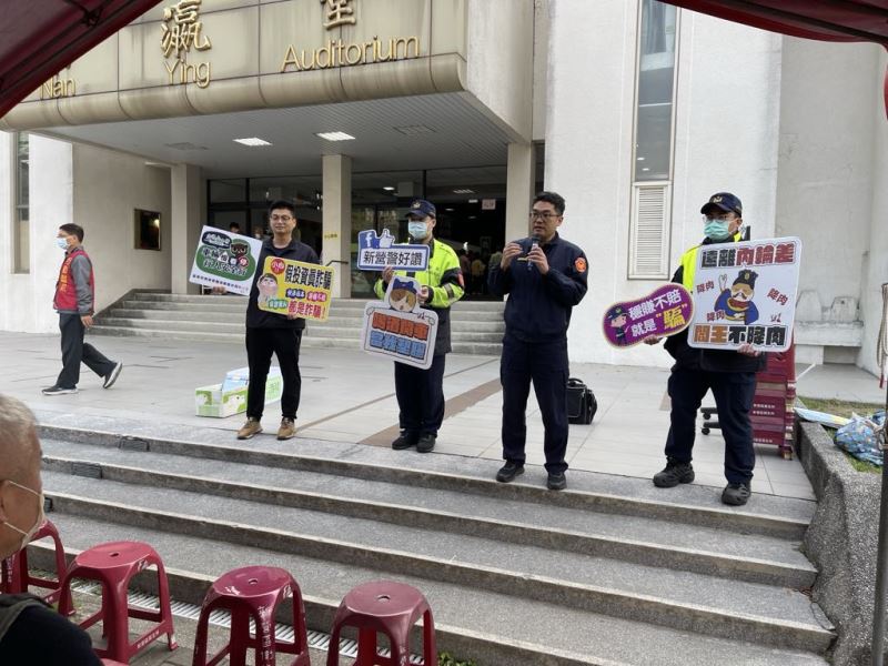 「行動醫院報到，交通安全GO！」新營警分局與衛生所聯手登場