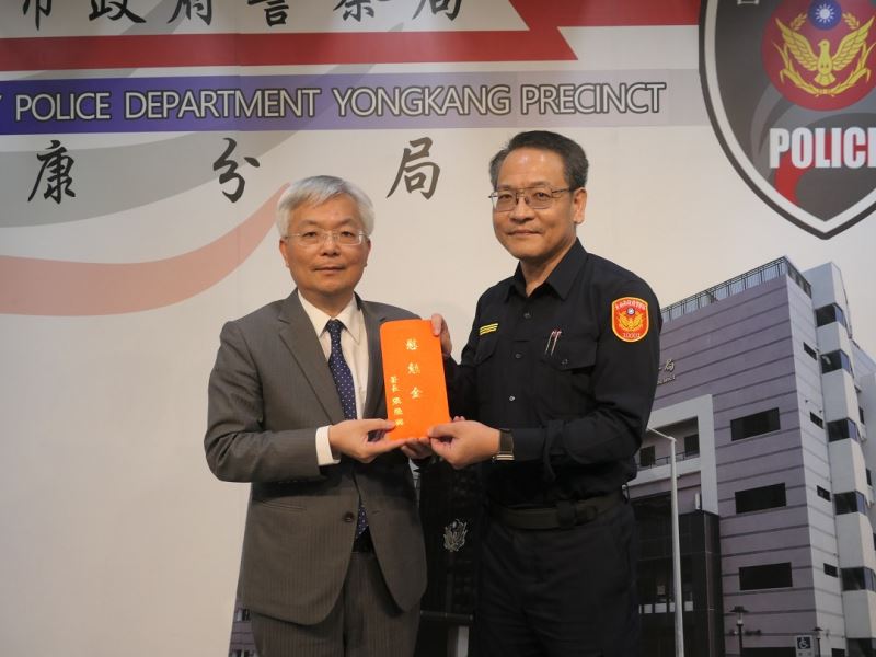 警政署署長張榮興回娘家，親臨永康分局頒發獎勵金慰勉破案有功人員