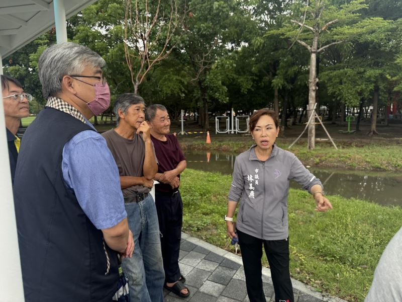 台南水萍塭公園新景觀增滯洪池積水須設護欄