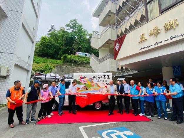 擺放貨櫃企圖插手夜市經營權  警方雷厲掃蕩暴力集團