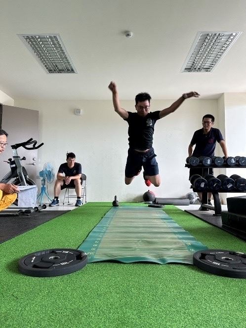 男子深夜巷口逗留 警一查竟是五條通緝犯
